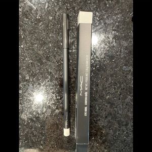 MAC cosmetics eye kohl